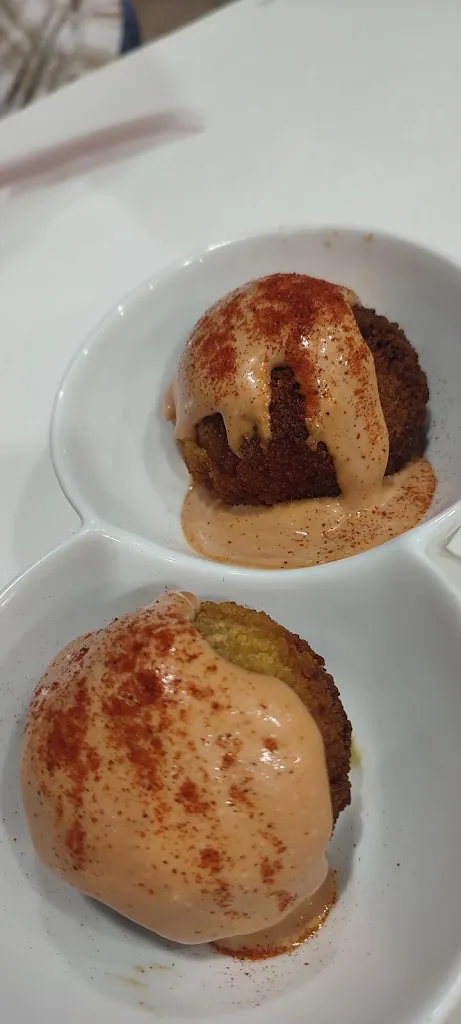 Anabel Fernán_Bar La Cantonada_Garriga La_review