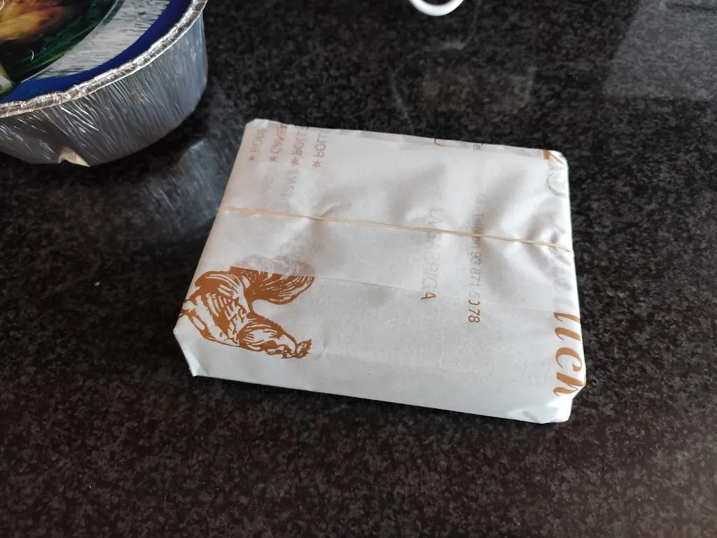 Alicia Aletheia_Can Baldich | Pollastres a l'Ast & Canelons_Garriga La_recensione