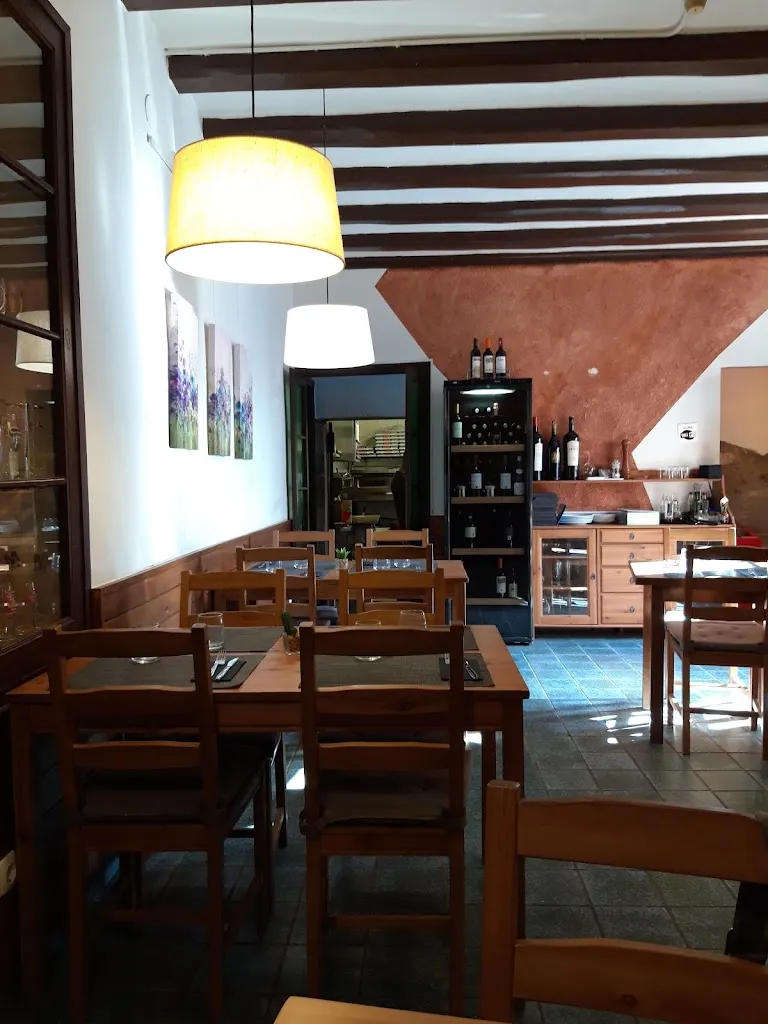 Restaurant La Fontana restaurant in Garriga La