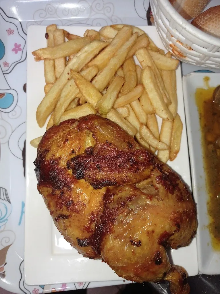 Restaurant Al Karama_Manlleu_slider_image_2