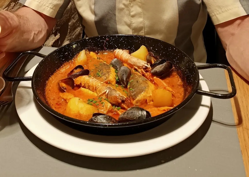 Araceli Cárdenas_Cubics Restauració_Igualada_review