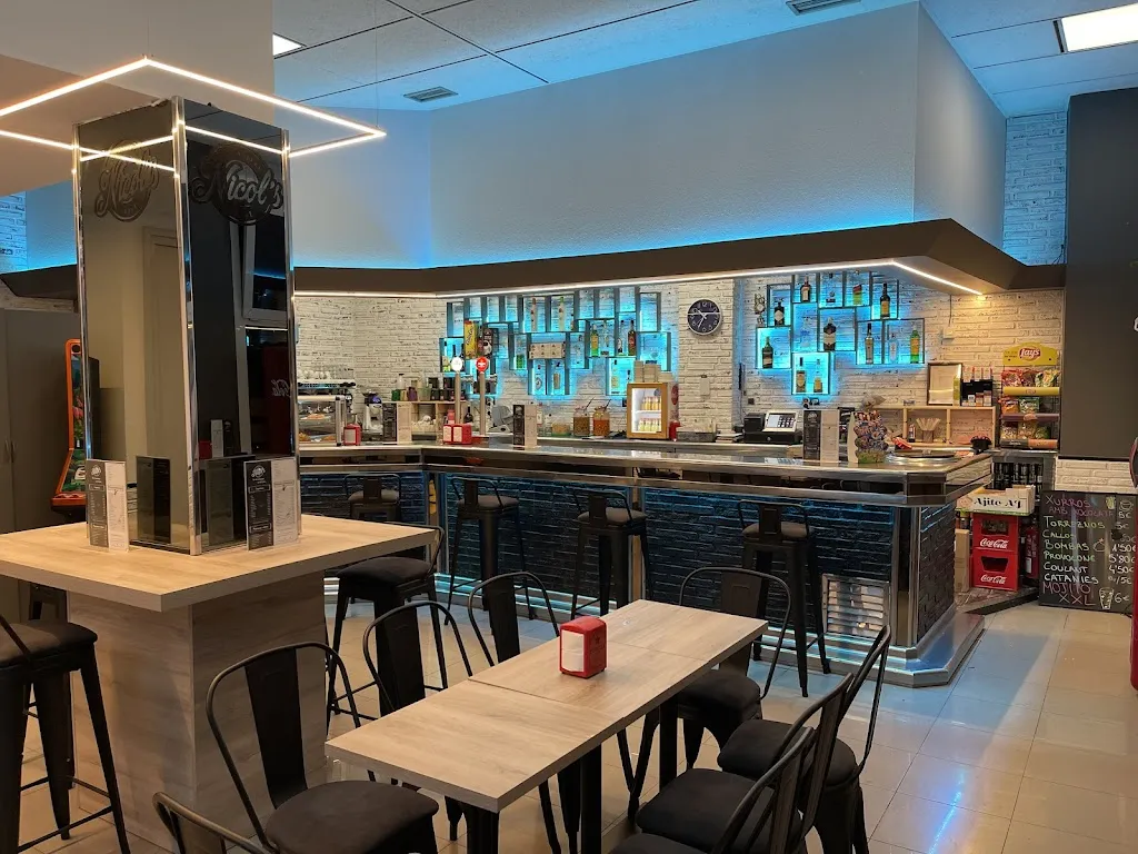 Nicol's Bar Restaurant_Igualada_slider_image_3