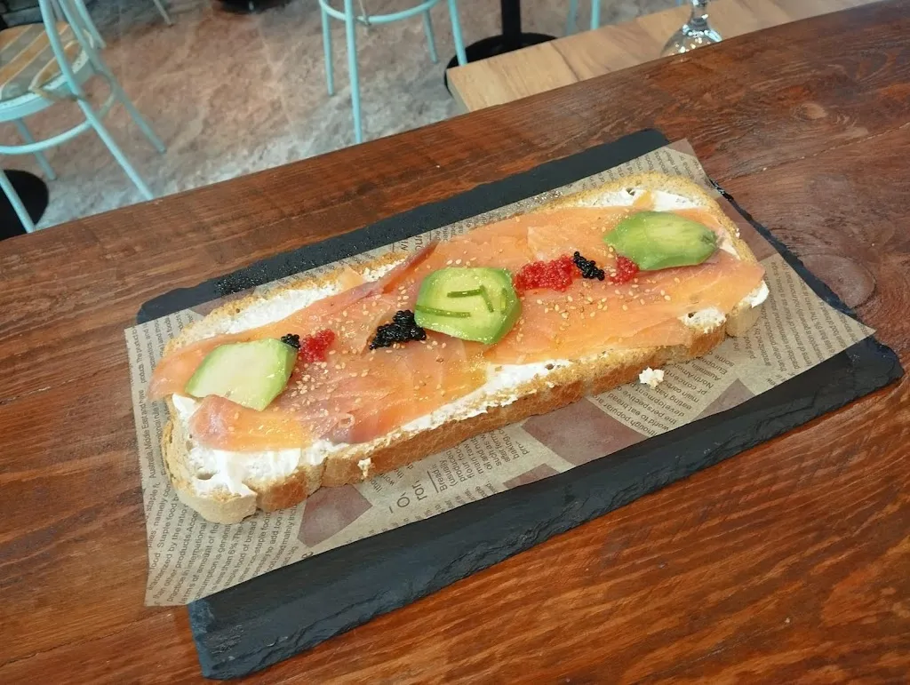 Menu_Gaudeix cafe i mes Gastro bar Restaurante_Igualada_image_8