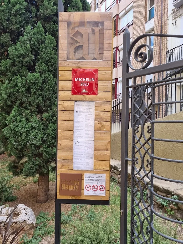 Anton Proviz_Cau de l'Ateneu_Manresa_review