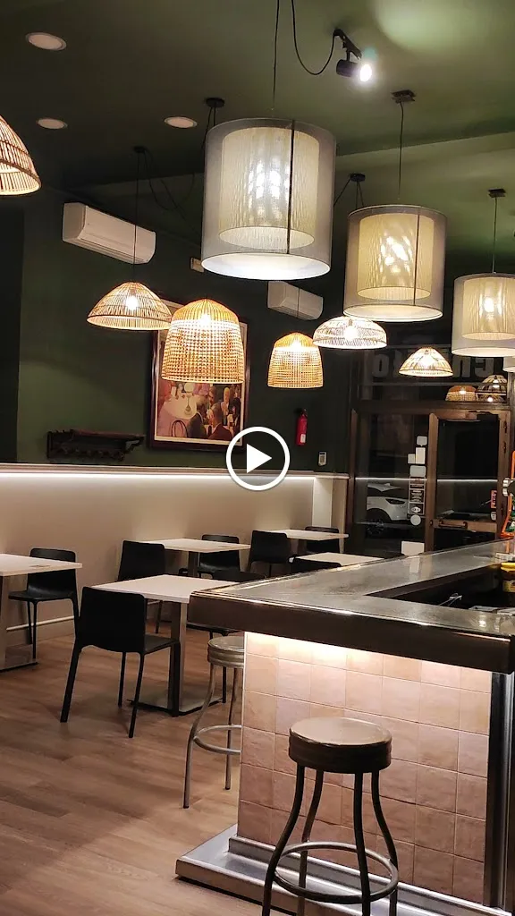 Cafè Restaurant Chinito restaurant in Manresa