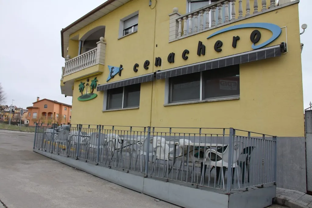 Bar Restaurant El Cenachero_Masies de Voltregà Les_slider_image_1