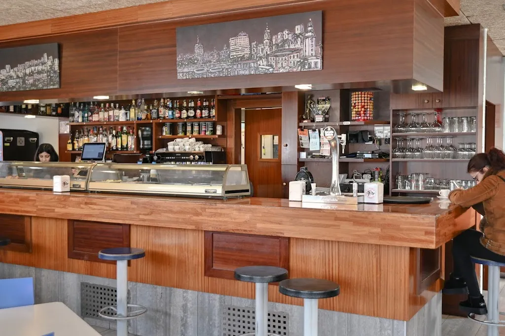 Bar Restaurant El Cenachero_Masies de Voltregà Les_slider_image_3