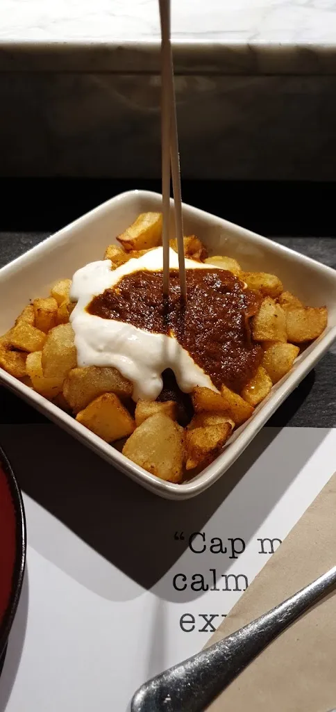 Imre Tholen_Taps i Tapes Martorell_Martorell_review