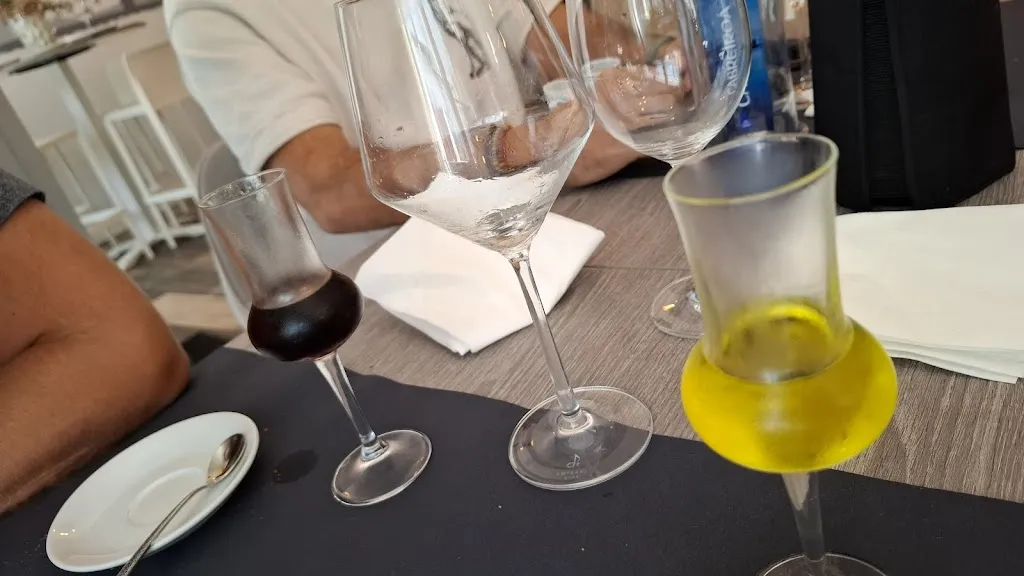 Vilaytu78 Art_Atelier de Amanda by Summa Breogán_Oleiros_review