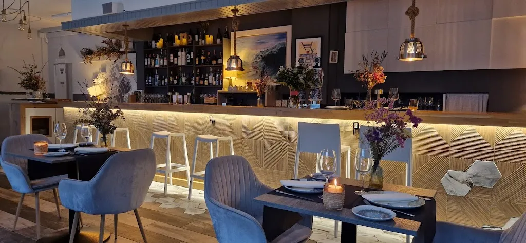 Atelier de Amanda by Summa Breogán_Oleiros_slider_image_2