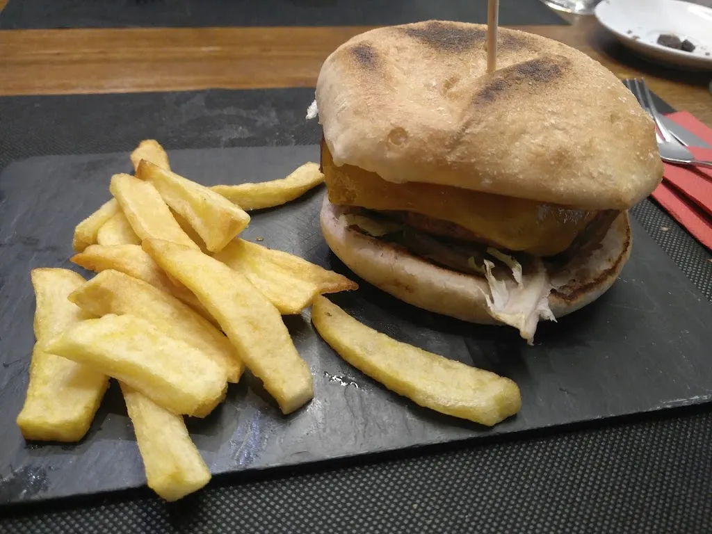 Bar La Taperia_Martorell_slider_image_3