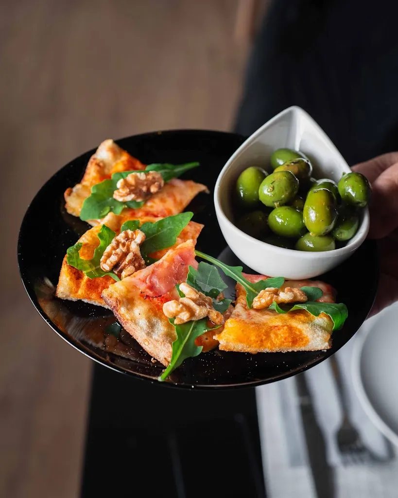 Di Paolo_Oleiros_slider_image_3