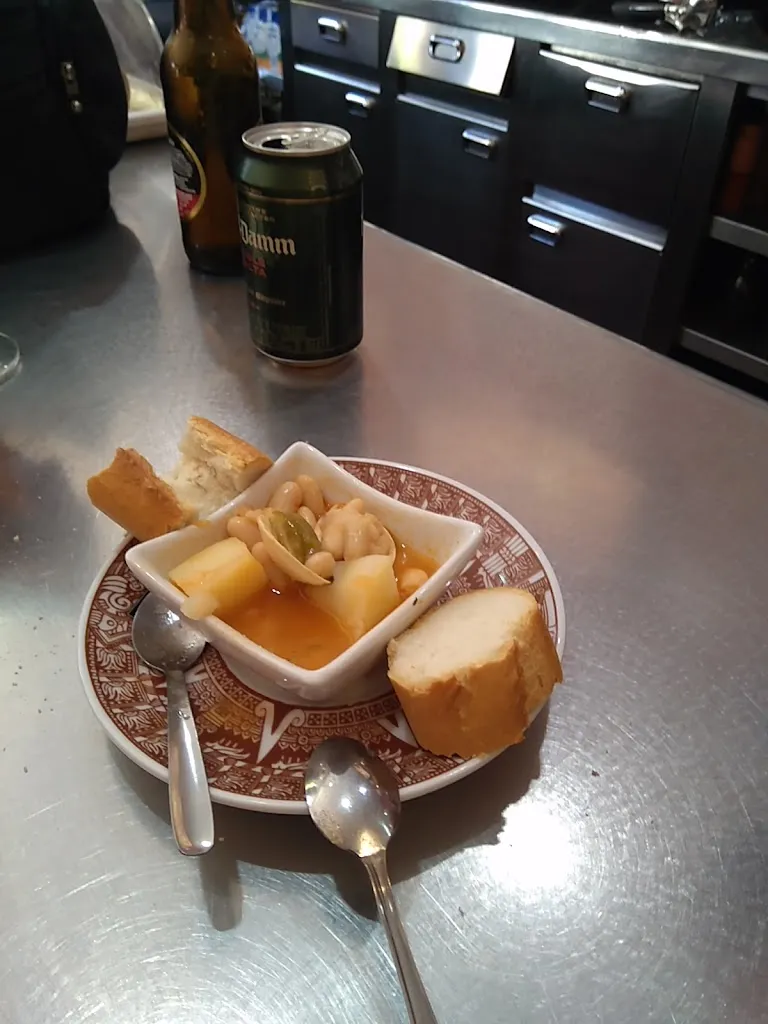 Restaurant Can Cristóbal_Masquefa_slider_image_3