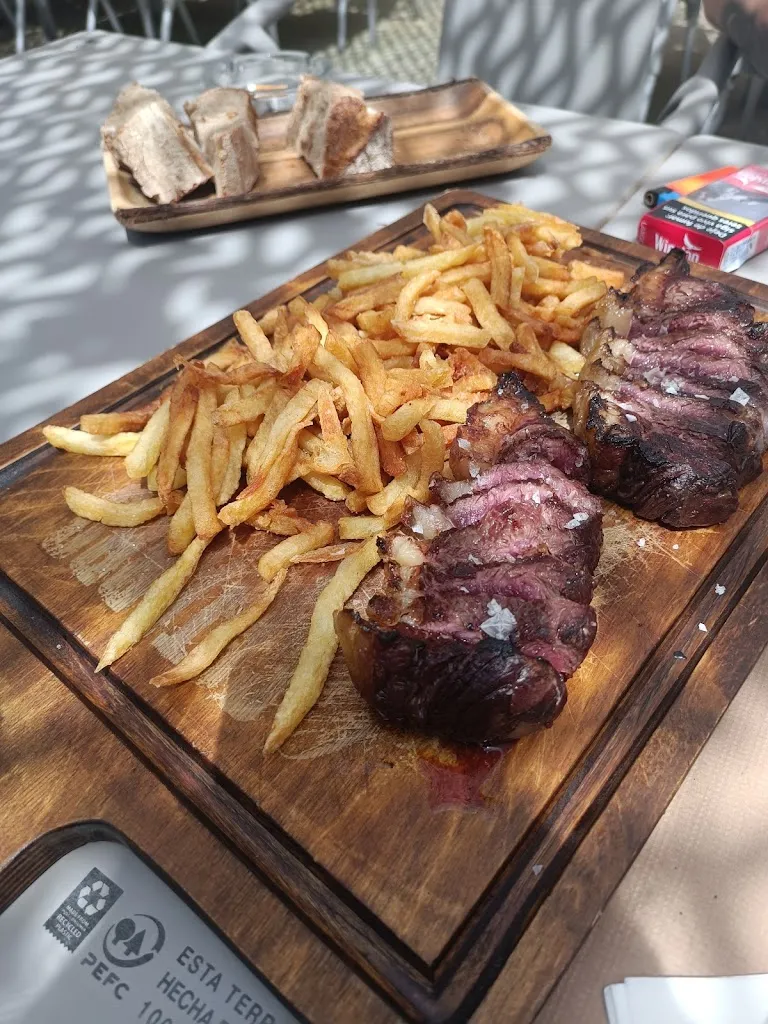 Menu_El Cotarro Restaurant_Oleiros_image_5