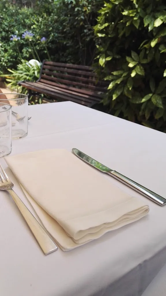 Samuli Pinola_Restaurant l'Amagat_Mediona_review