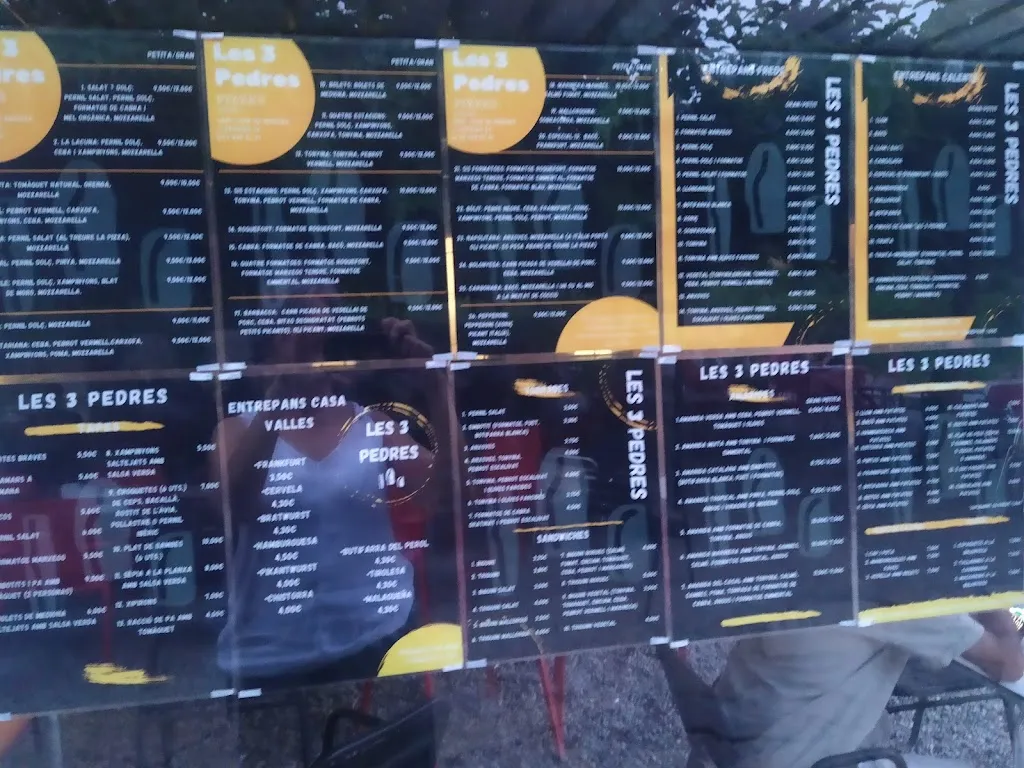 Menu_Les 3 Pedres_Mediona_image_3