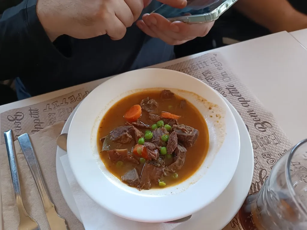 Les 3 Pedres_Mediona_slider_image_3