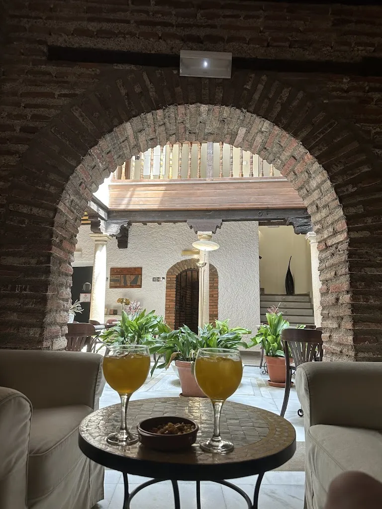 Marta Adaid Borja_Buho Buho_Martorelles_recensione