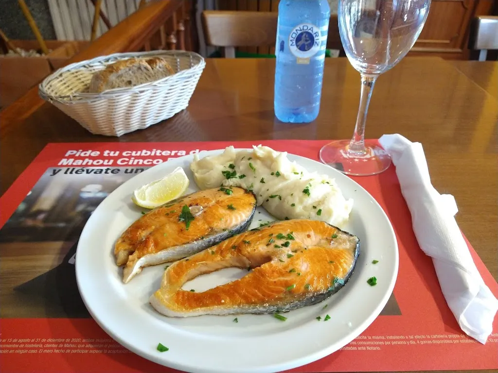 Menu_Restaurante A'Marisqueira_Oleiros_immagine_9