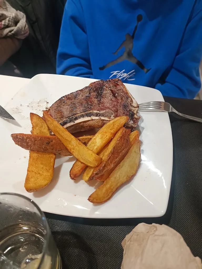 Elena Urda Rayo_Carbó i llenya_Martorelles_recensione