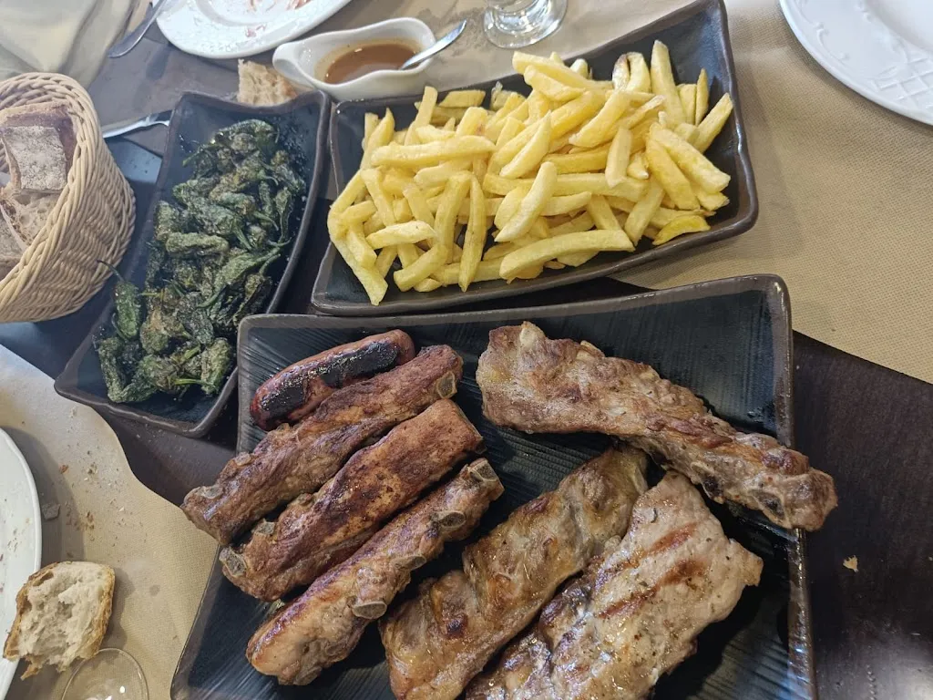 paula vigo_Restaurante Parrillada Rancho Grande_Oleiros_review