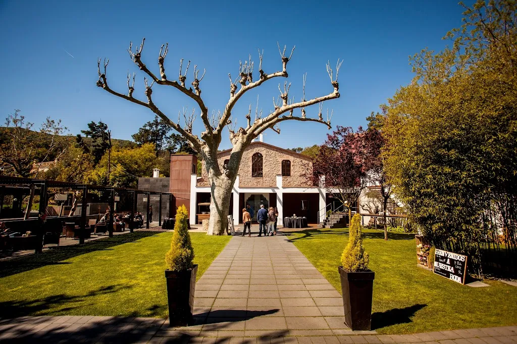 Mas Llombart_Martorelles_slider_image_3