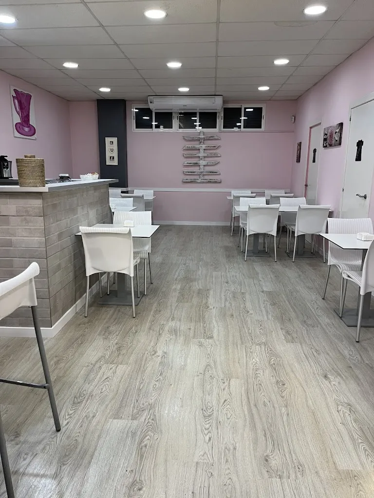 CAFETERIA ANGELA'S restaurant in Martorelles