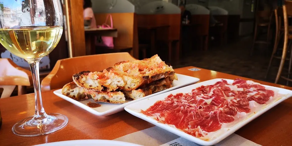 Lord_Oleiros_slider_image_2