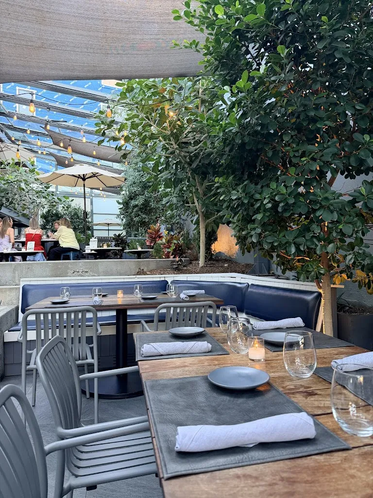 Faubourg Montclair_Montclar_slider_image_3