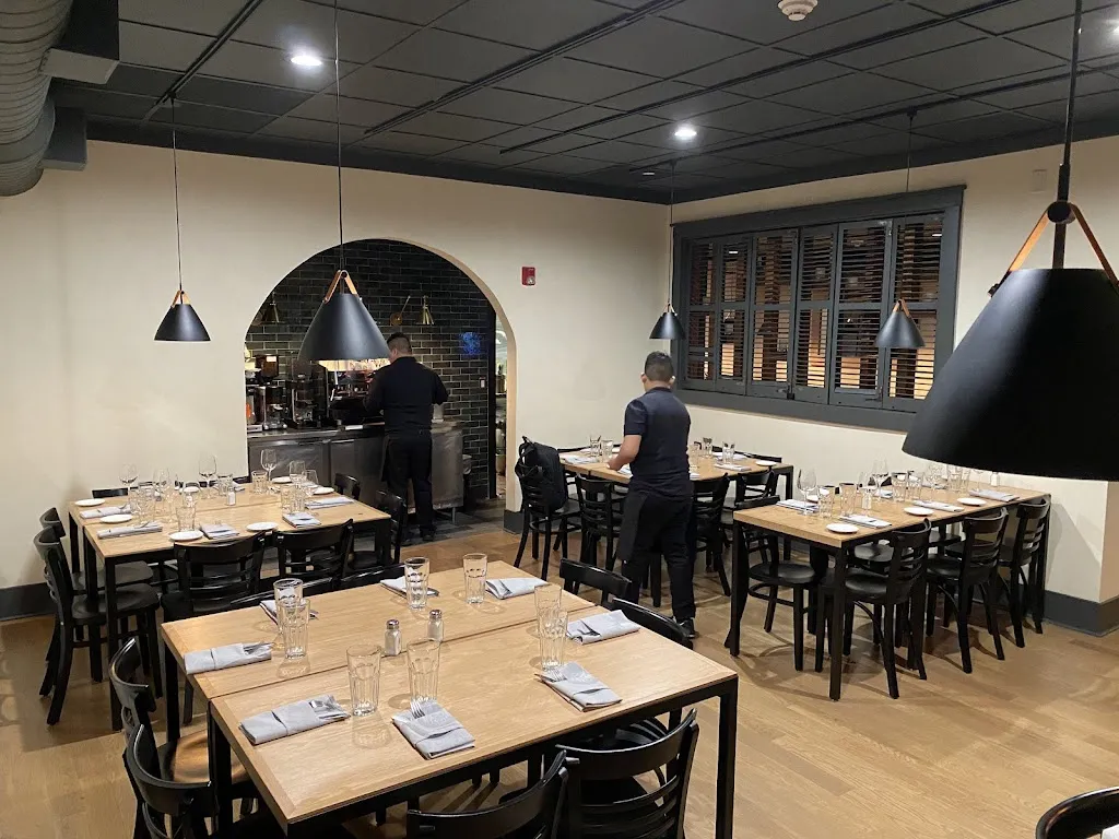 La Rocca Osteria restaurant in Montclar