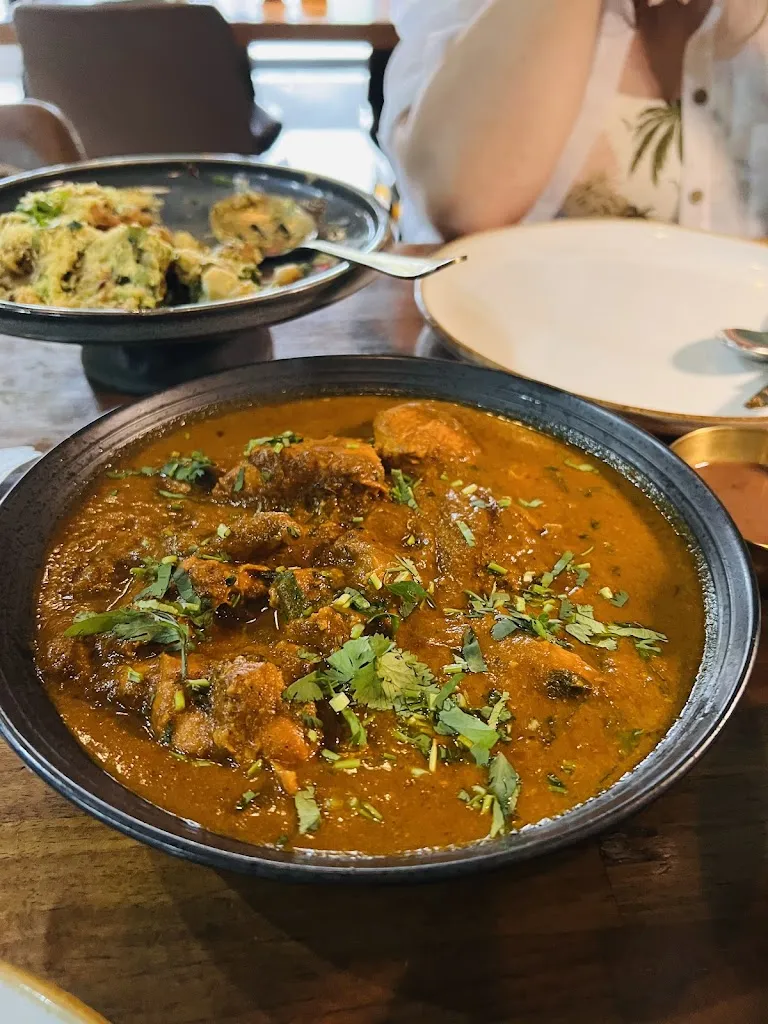 Saba Laeeq_Mumbai Maskaa_Montclar_review