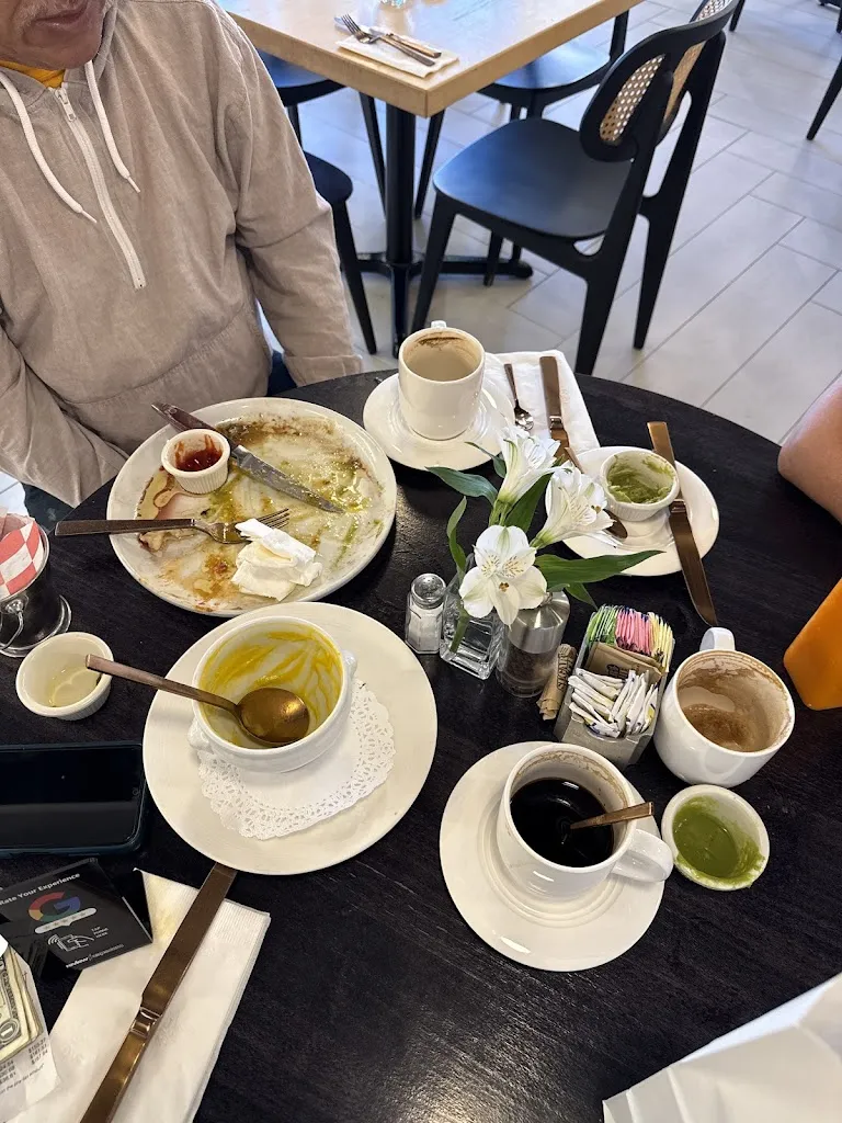 Kathleen Lafaurie_Meet Me at Madison's_Montclar_recensione