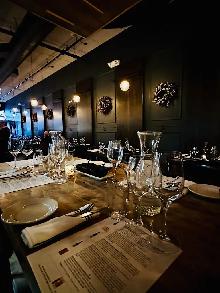 Turtle + the Wolf ristorante a Montclar