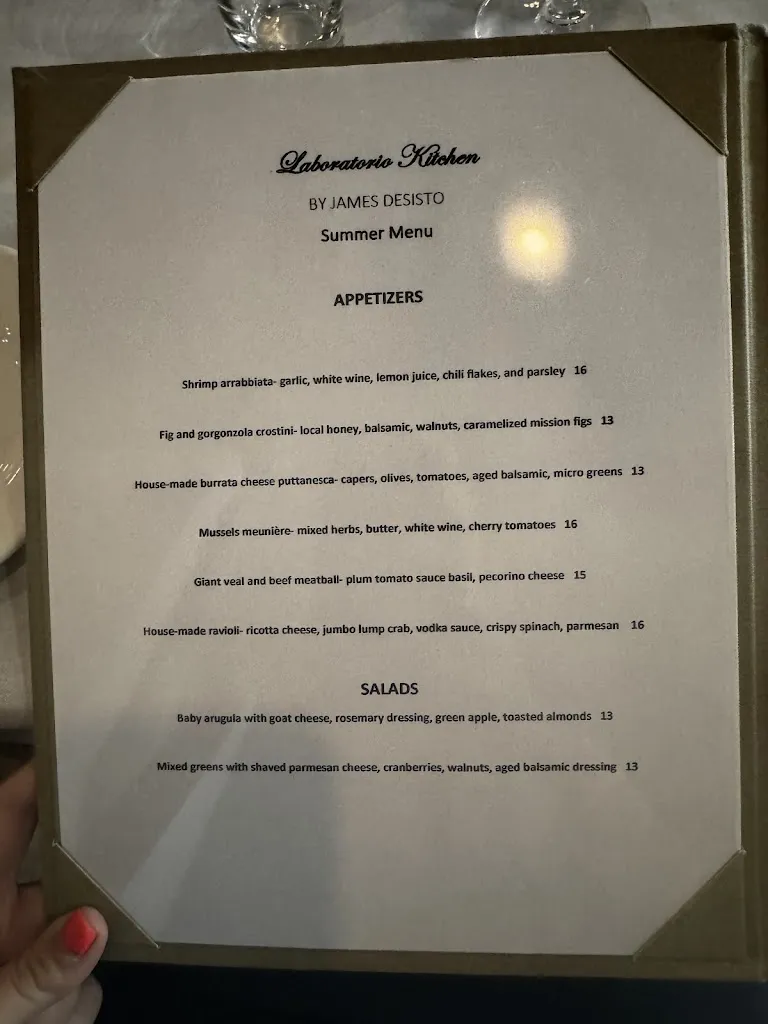 Menu_Laboratorio Kitchen_Montclar_image_1