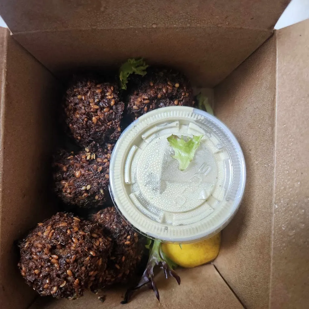 Sonyta Or_MishMish Cafe_Montclar_review