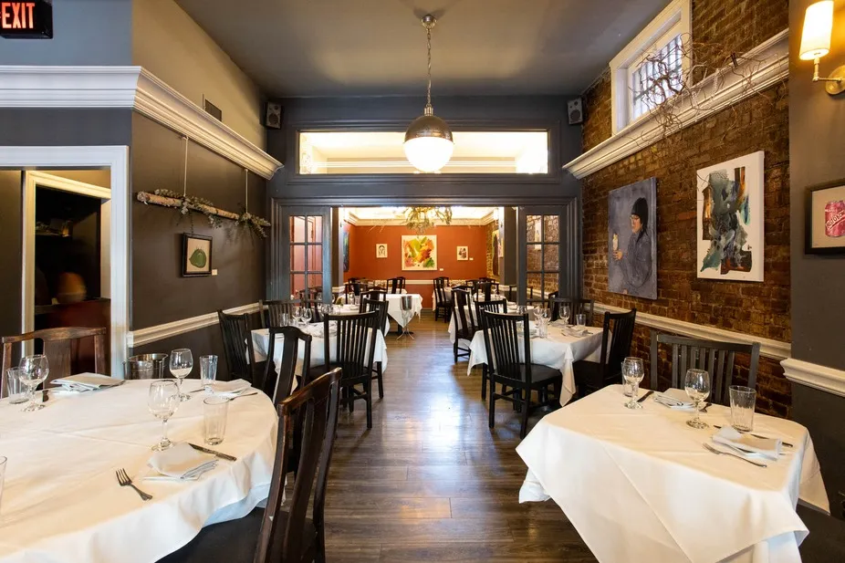 Walnut Street Kitchen_Montclar_slider_image_1