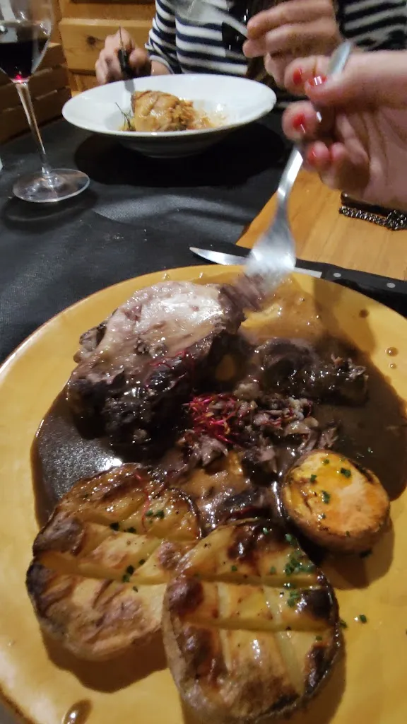 Les Olles dels Caus_Mura_slider_image_2