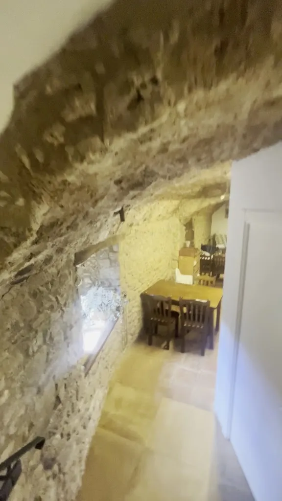 Cal Batista_Mura_slider_image_2