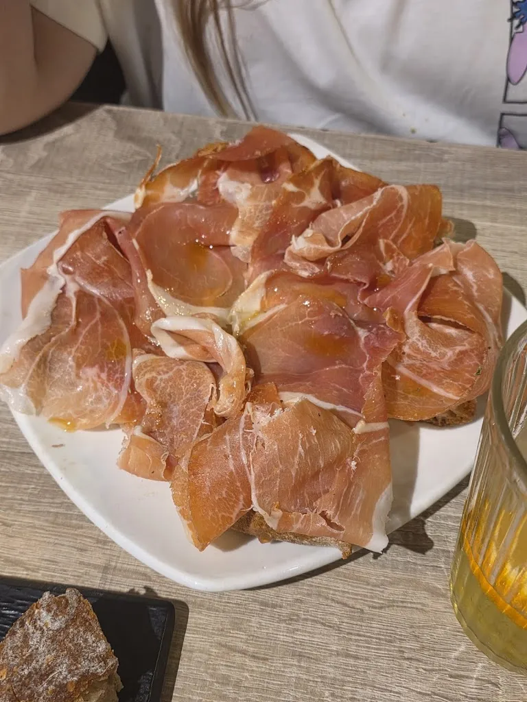 SM VR_La Encina Ham Factory_Oleiros_review