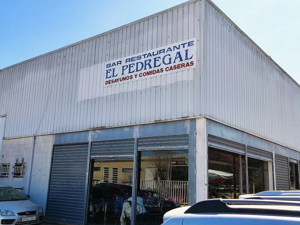 Bar Restaurant El Pedregal restaurant in Montmeló