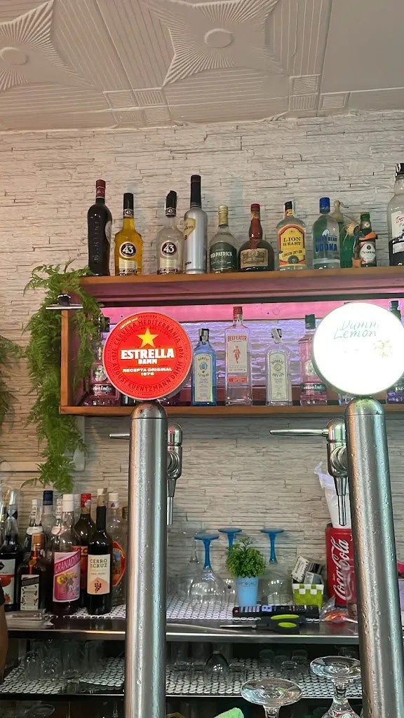 Bar Restaurant Maria restaurant in Montmeló