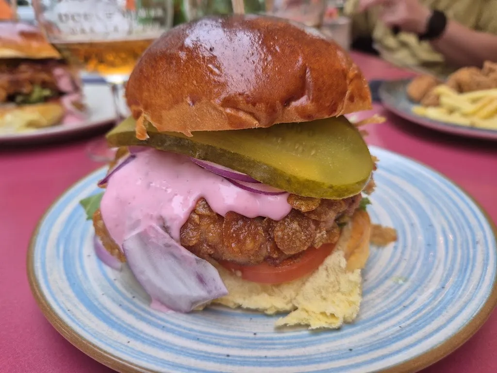 Hamburgueseria Venècia_Montmeló_slider_image_3