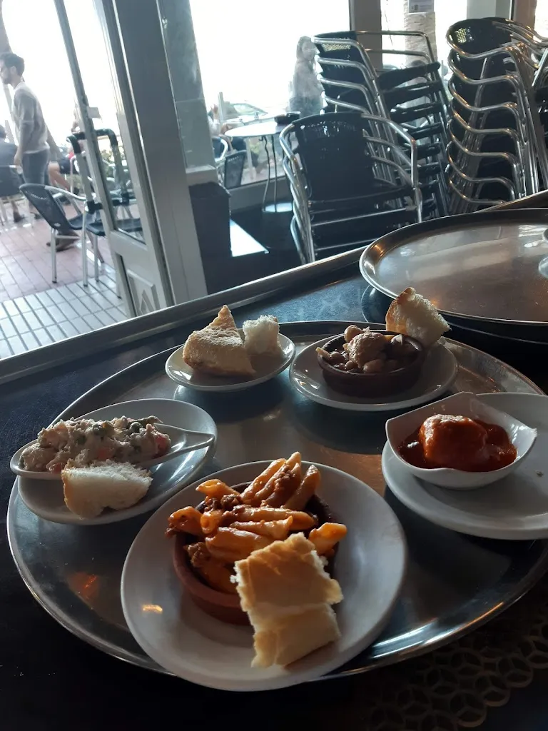 Menu_Restaurante Mami Mila_Oleiros_immagine_5