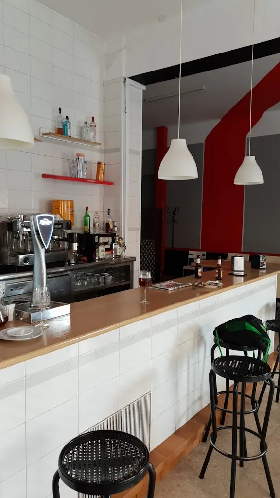 Nou Can Pau Rostisseria restaurant in Montmeló