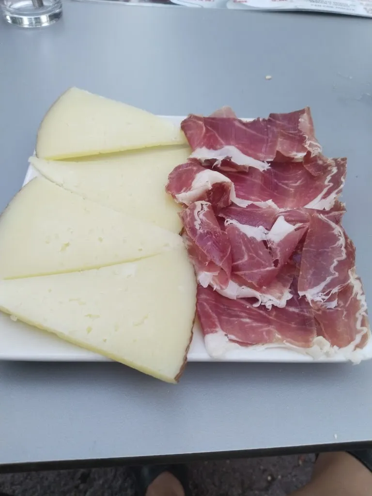 Menu_Bar El garaje_Montmeló_image_3