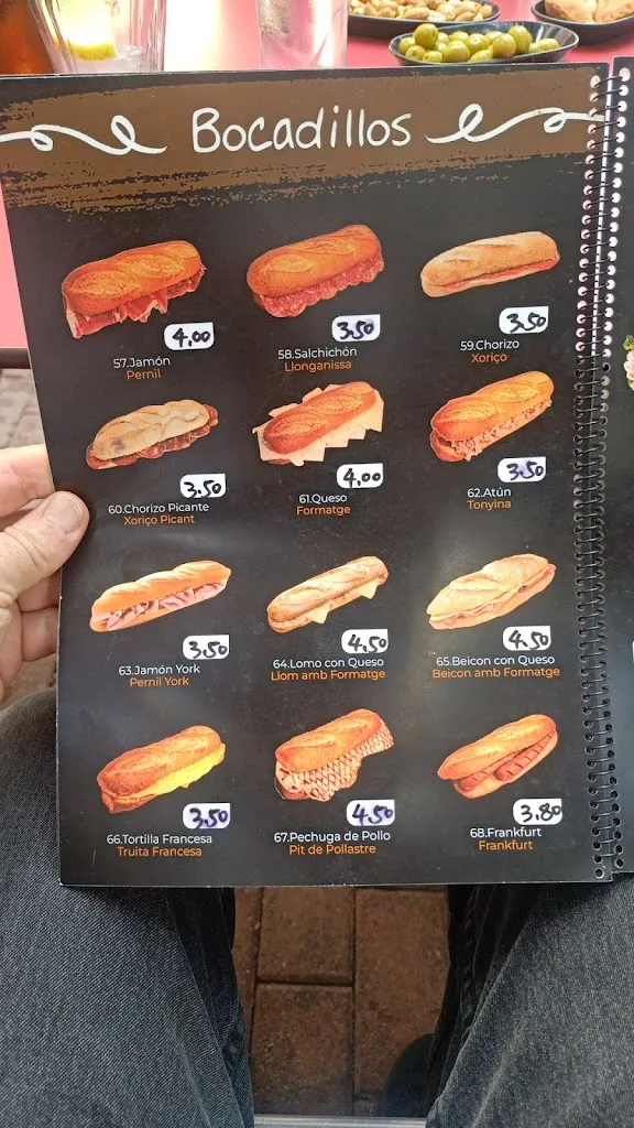 Menu_NOU HOLIDAYS_Montornès del Vallès_image_2