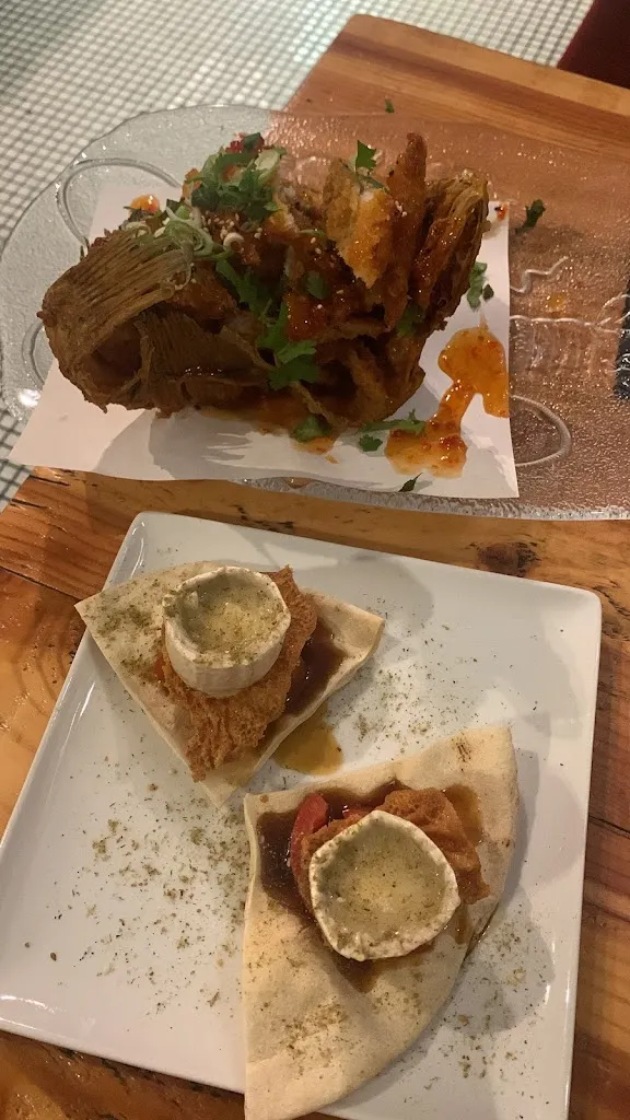 John Arboleda_Nimbin Restaurant_Molins de Rei_avis