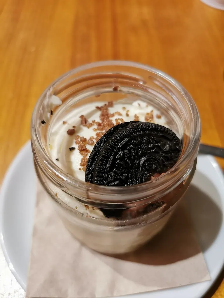 Alfred Maleczki_La Santa Molins_Molins de Rei_review