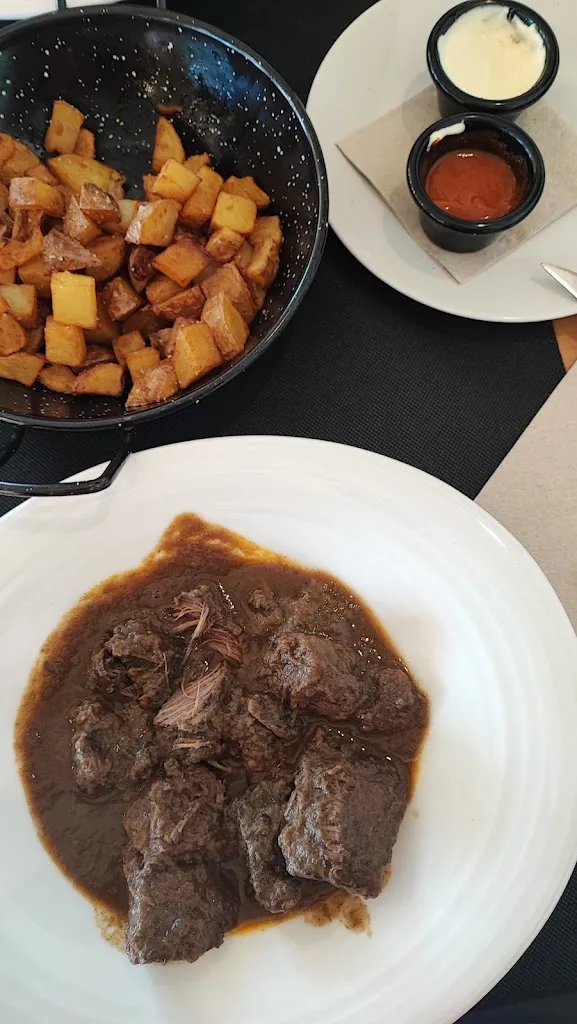 Josephine Deelman_La Peni Bar_Molins de Rei_review