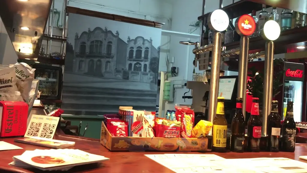 La Peni Bar_Molins de Rei_slider_image_2